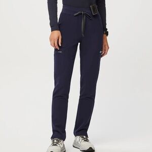 FIGS High Waisted Yola Skinny Scrub Pants in Navy - L Tall